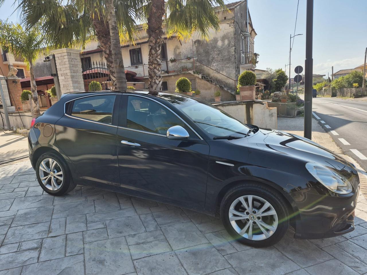 Alfa Romeo Giulietta 1.6 JTDm-2 105 CV Distinctive