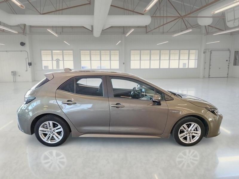 TOYOTA COROLLA 1.8 Hybrid Business Autom. 5 PORTE WAGON