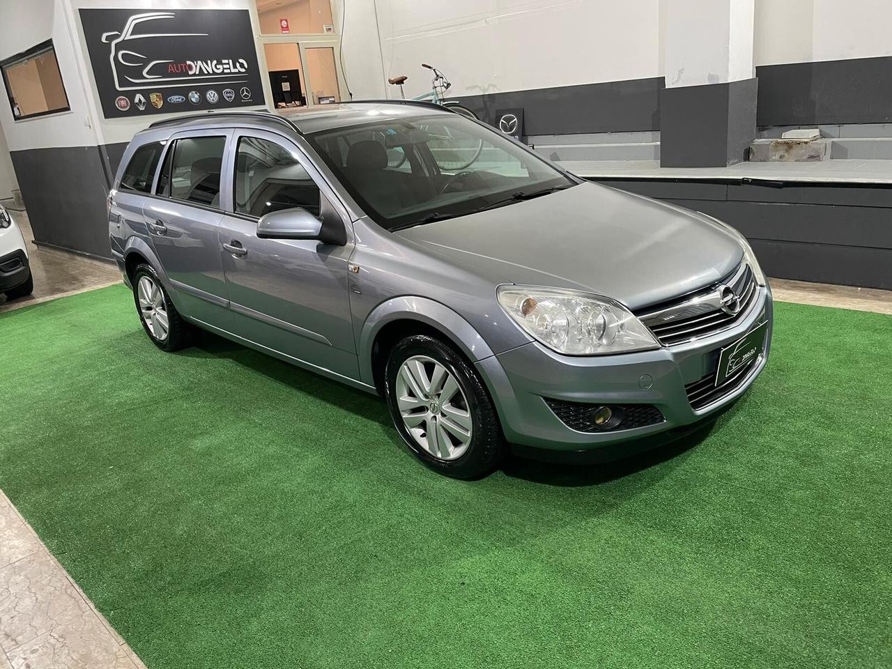 Opel Astra 1.6 16V VVT Station Wagon Club