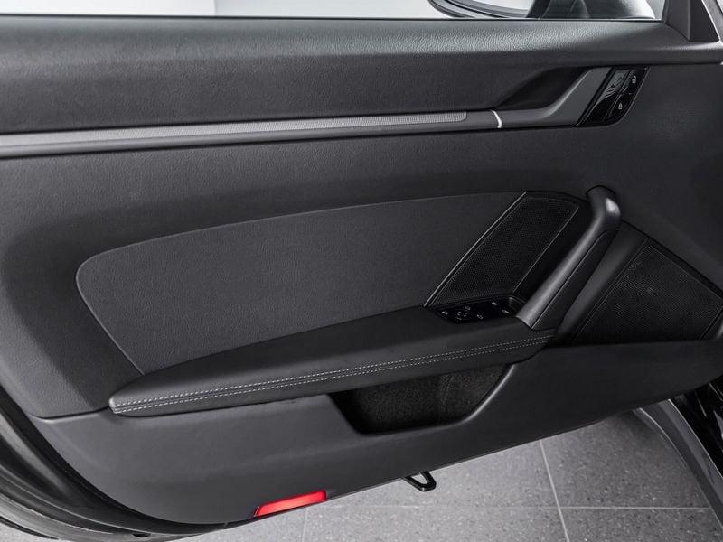 Porsche 911 992 Carrera PDK 385 cv