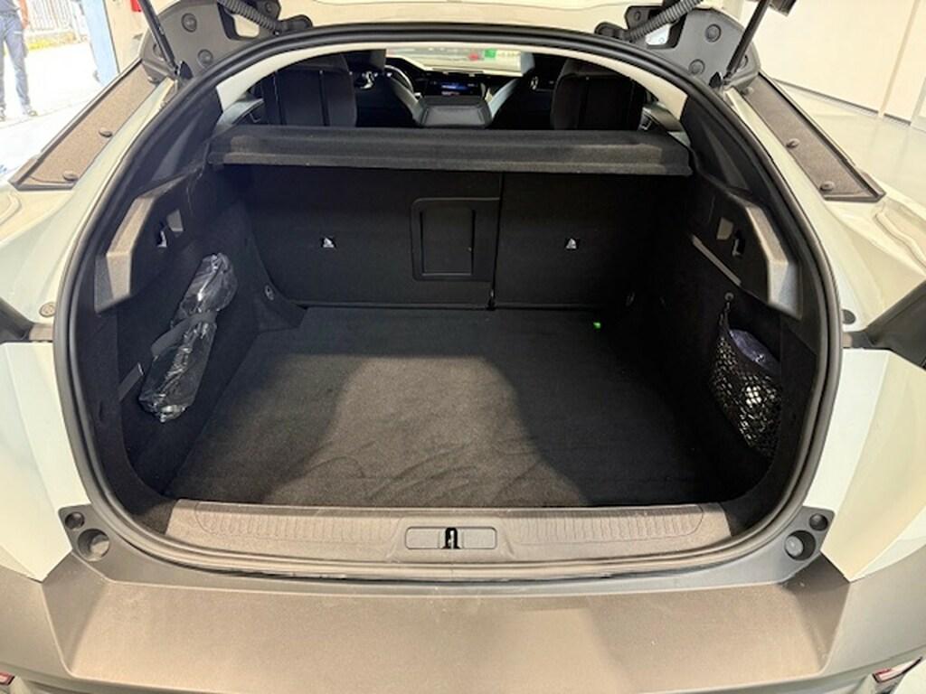 Peugeot 408 1.2 PureTech Allure Pack EAT8