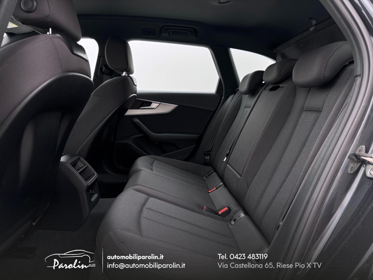 Audi A4 Allroad 45 2.0 tfsi mhev Business 245cv quattro s-tronic Gancio