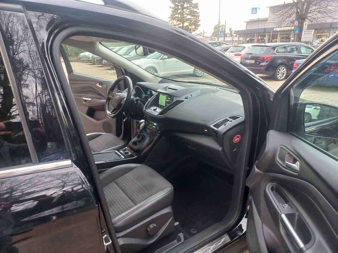 Ford Kuga 2.0 TDCI 150 CV S&S 4WD Titanium Powershift Business