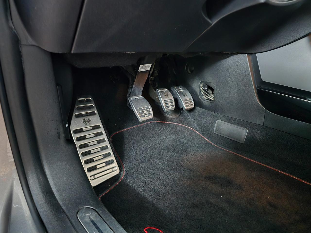 ALFA GIULETTA EXCLUSIVE 170CV DA VETRINA