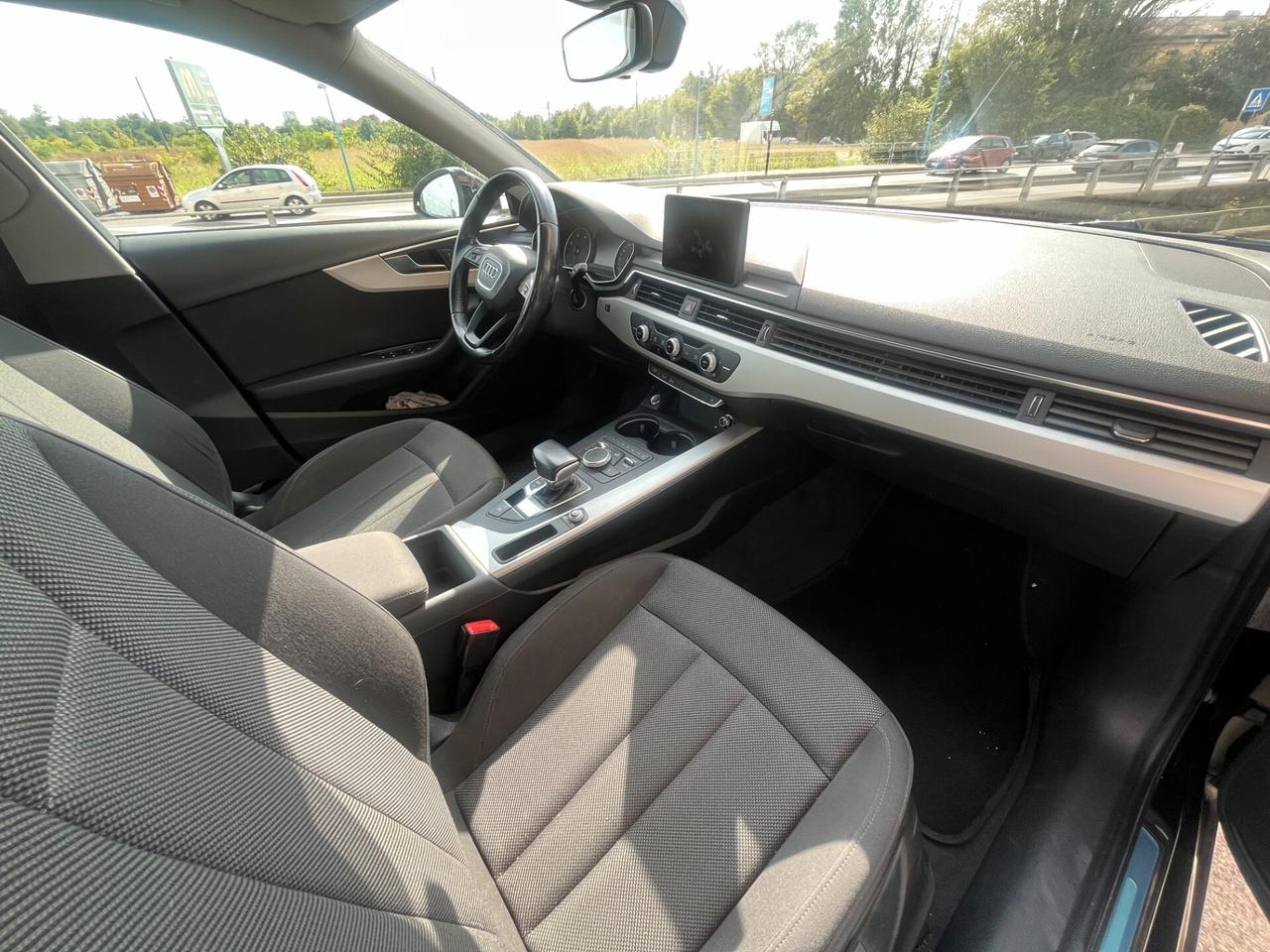 Audi A4 Avant 2.0 TDI 150 CV Automatica Euro 6B