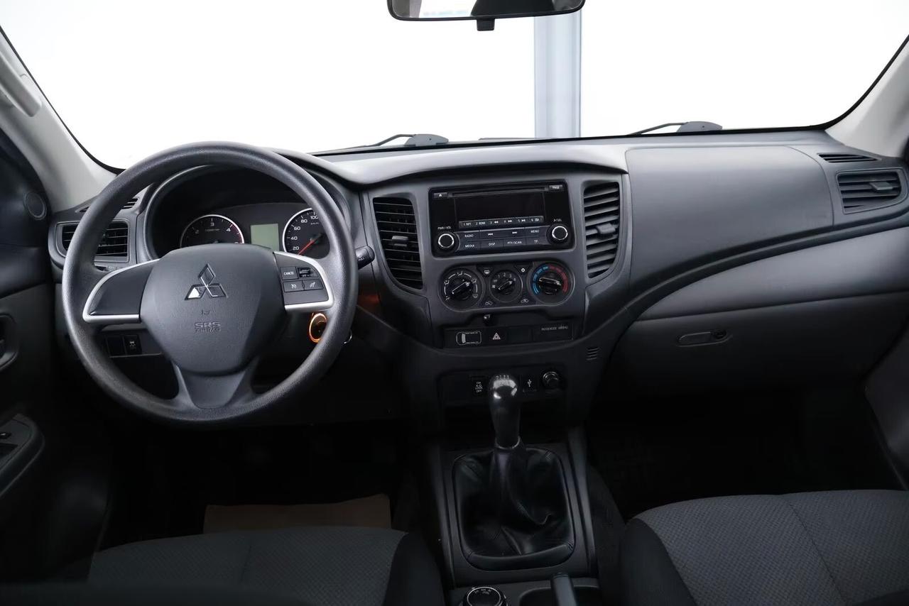 Mitsubishi L200 2.4 DI-D/154CV Double Cab Invite