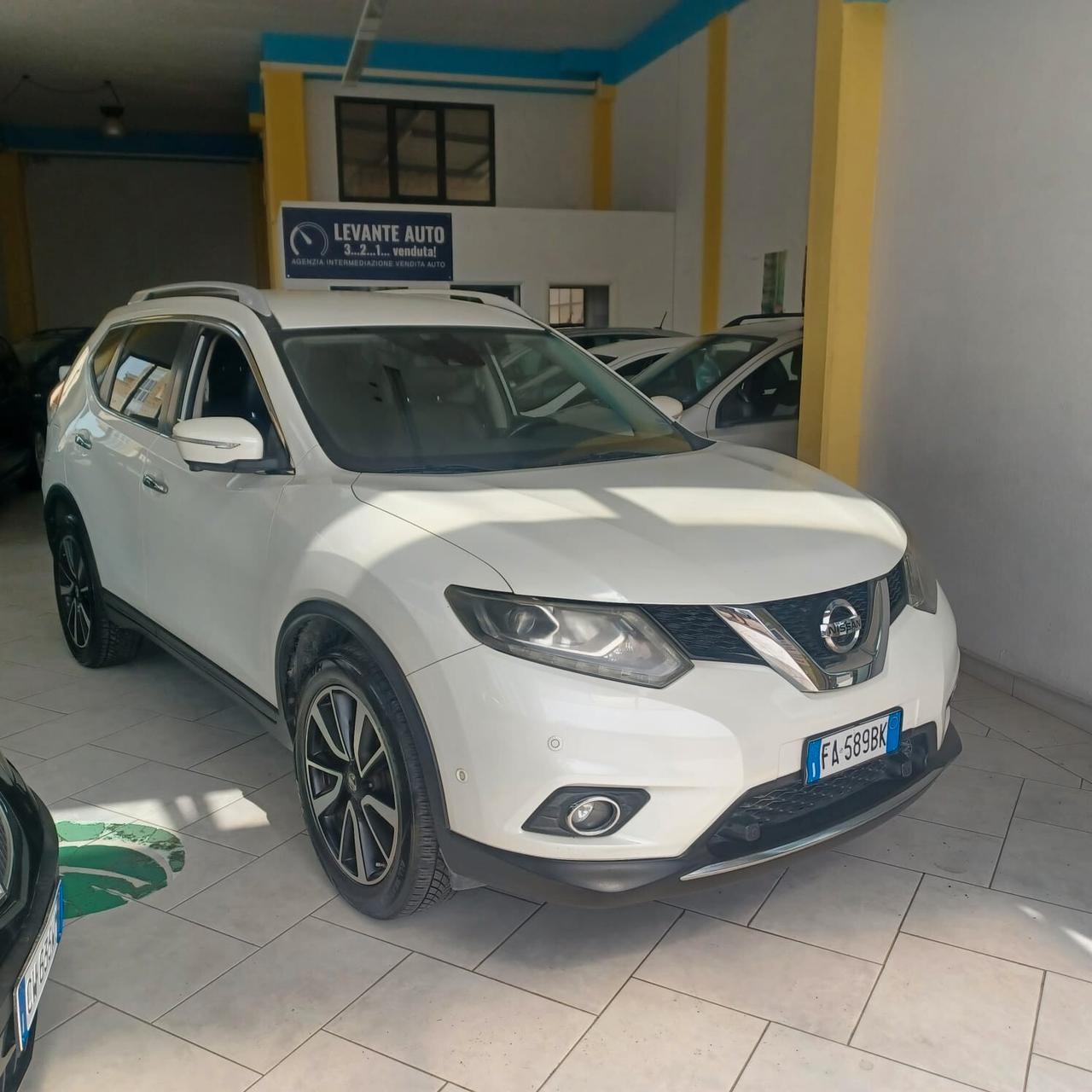 4X4 NISSAN X-TRAIL 1.6 TDI FULL OPTIONAL
