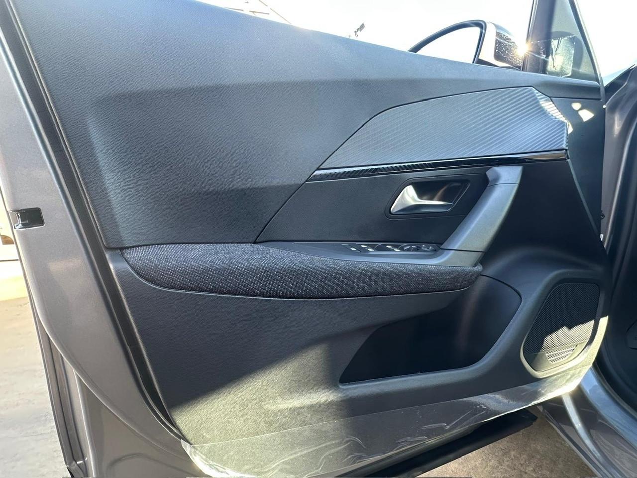 Peugeot 2008 Style 1.2 100cv