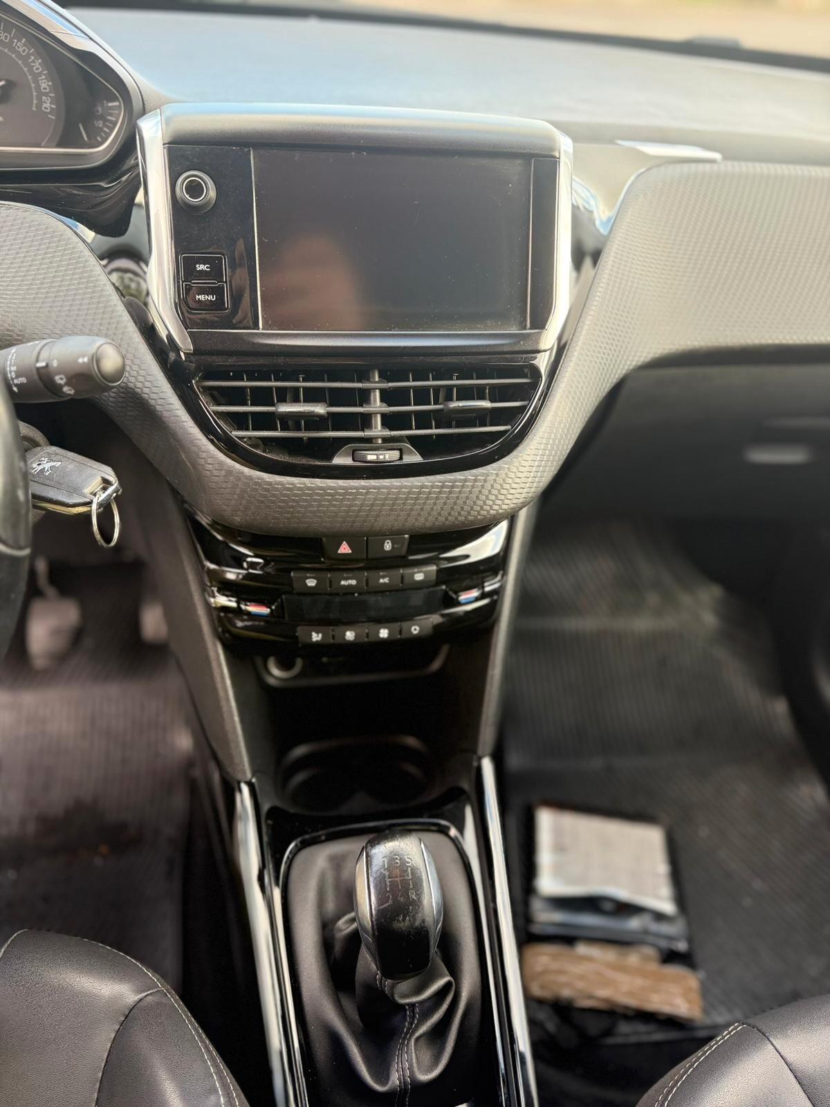 Peugeot 2008 BlueHDi 100 GT Line