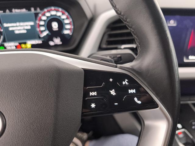 AUDI Q4 e-tron 40 Business Advanced