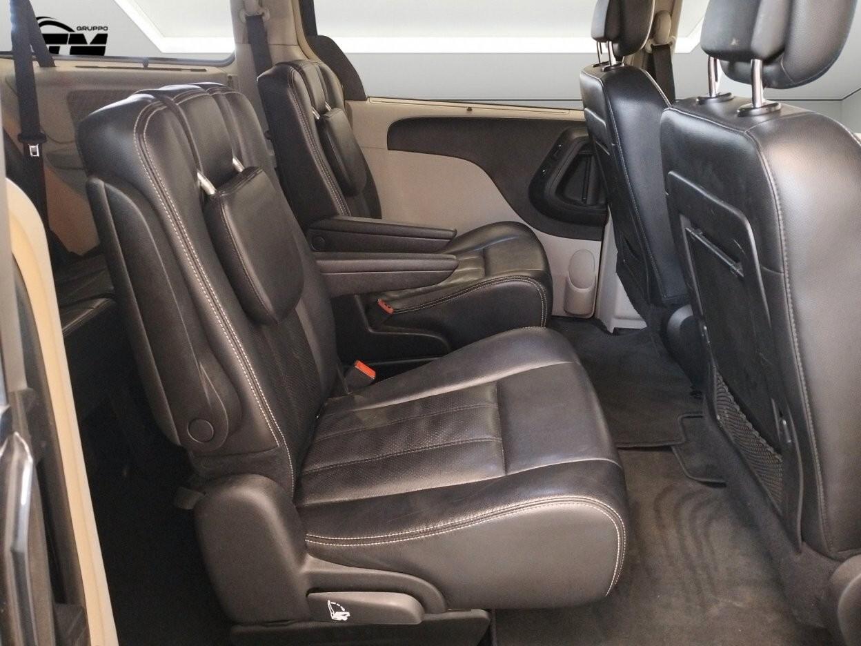 Lancia Voyager 2.8 Turbodiesel Platinum 177 CV