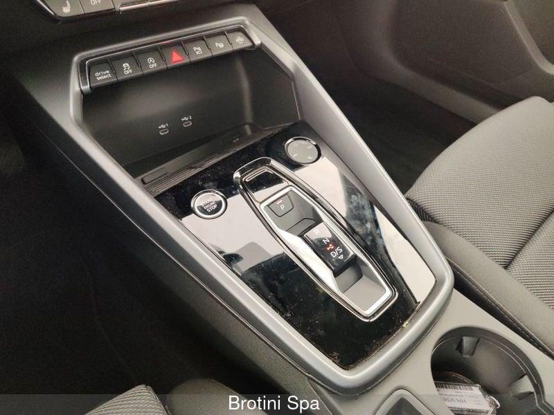 Audi A3 A3 SPB 35 TFSI S tronic Business Advanced