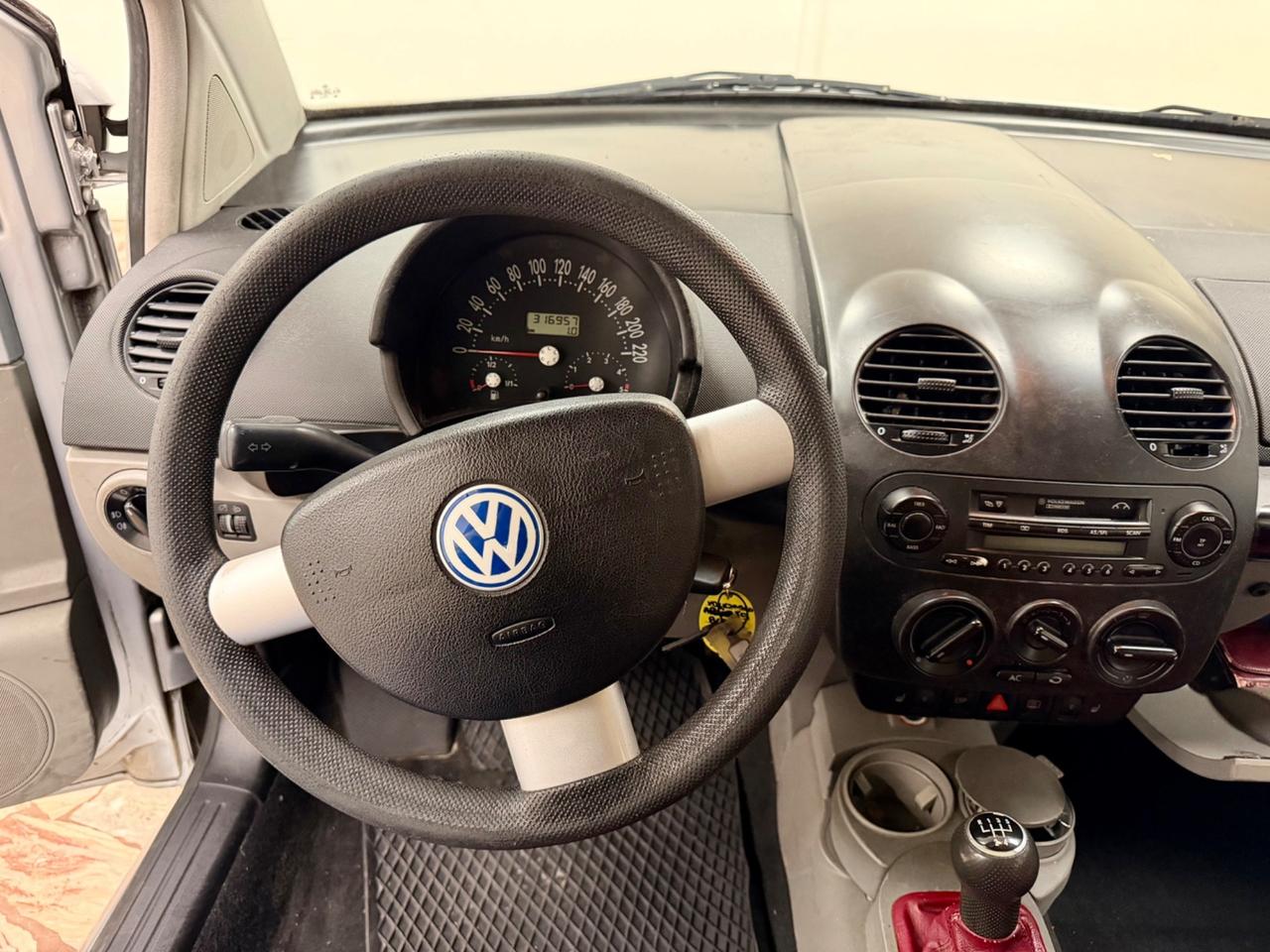 Volkswagen New Beetle