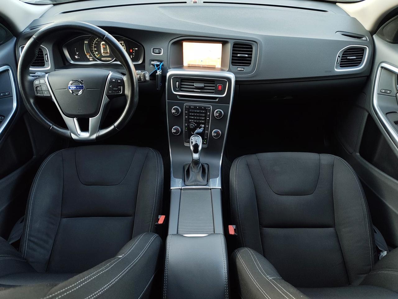 Volvo V60 D2 Geartronic E6 NEOPATENTATI