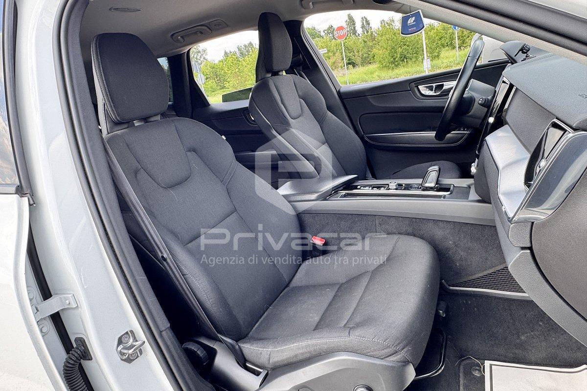 VOLVO XC60 B4 (d) AWD Geartronic Business