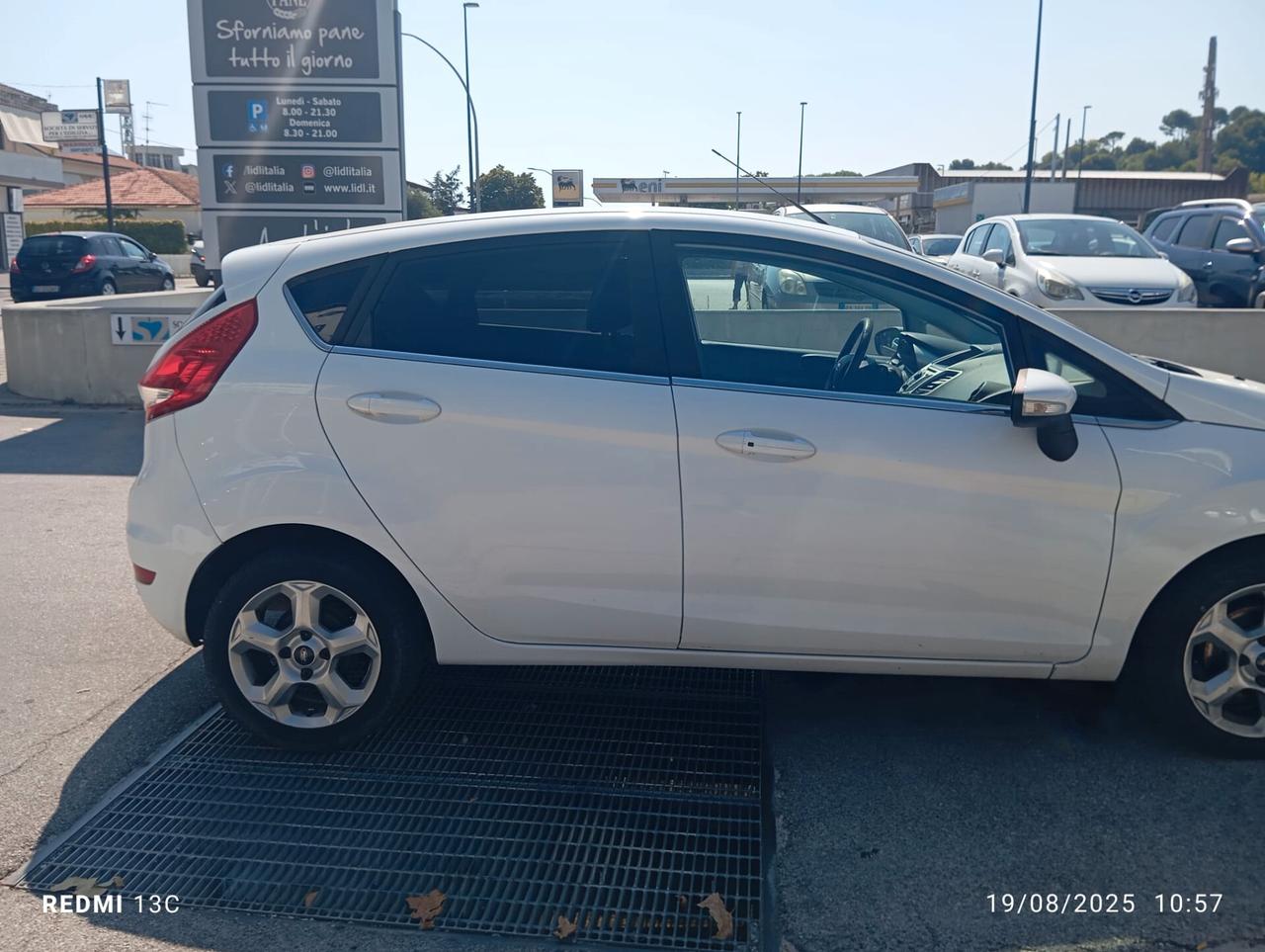 Ford Fiesta 1.4 5 porte Bz.- GPL Titanium