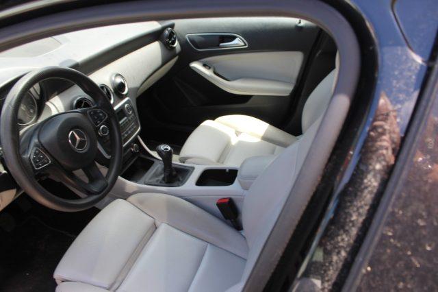 MERCEDES-BENZ A 180 d Executive