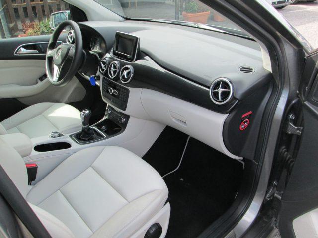 MERCEDES-BENZ B 180 BlueEFFICIENCY Executive