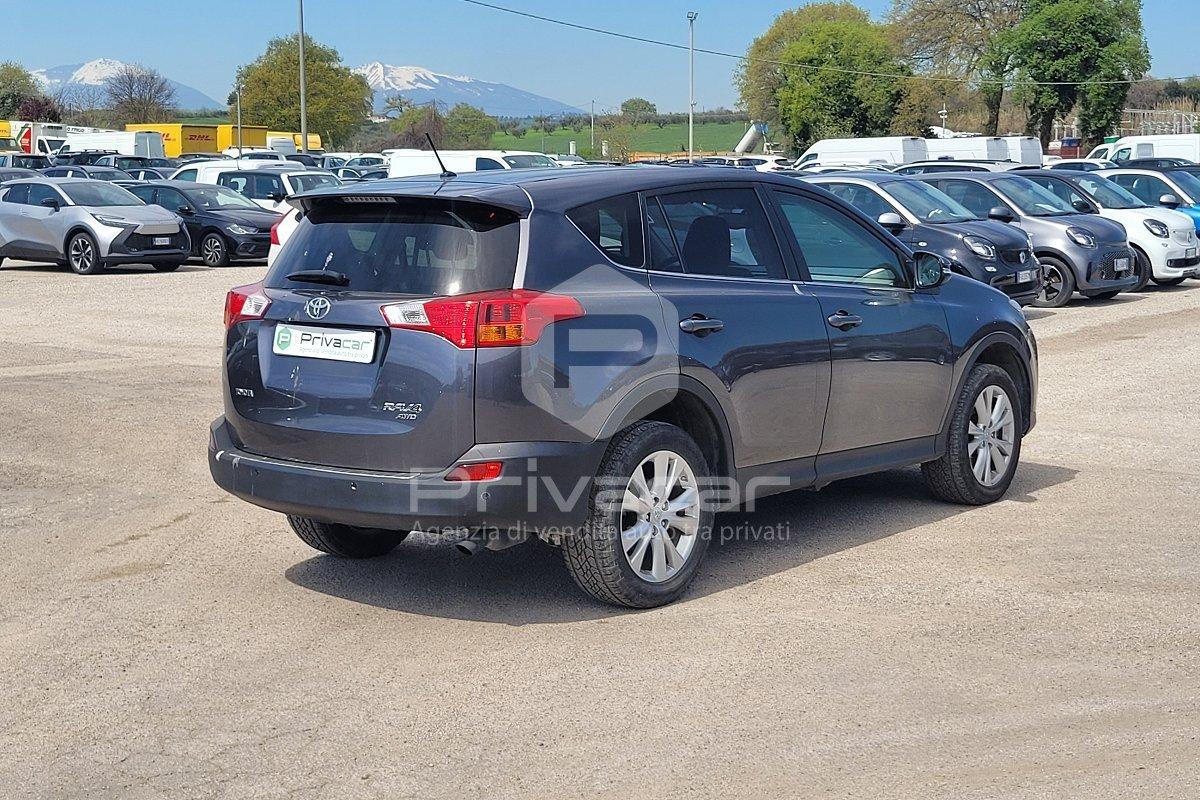 TOYOTA RAV4 2.2 D-CAT A/T 4WD Style