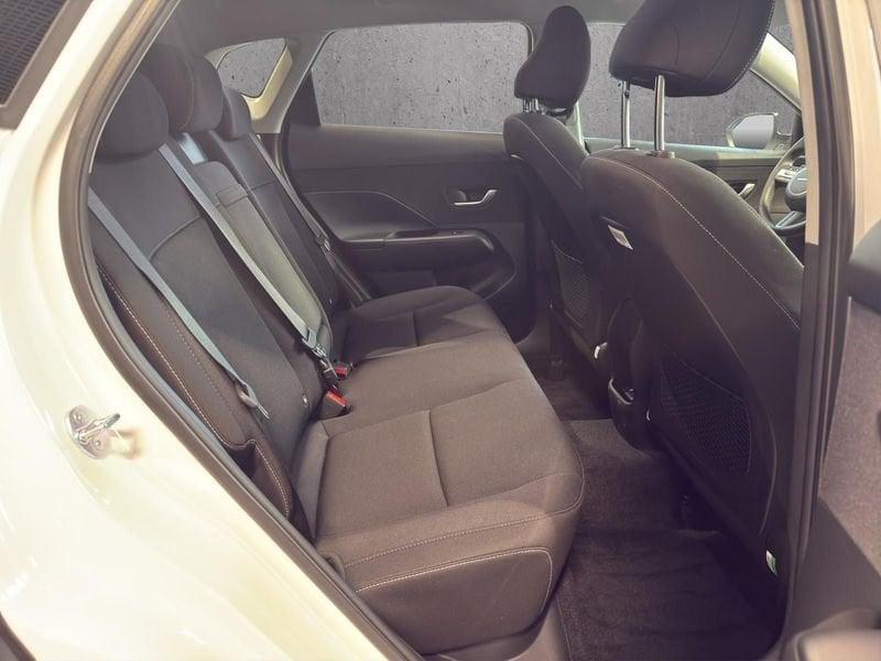Hyundai Kona Kona 2025 5p 1.0 T-GDI 100cv 6m Business