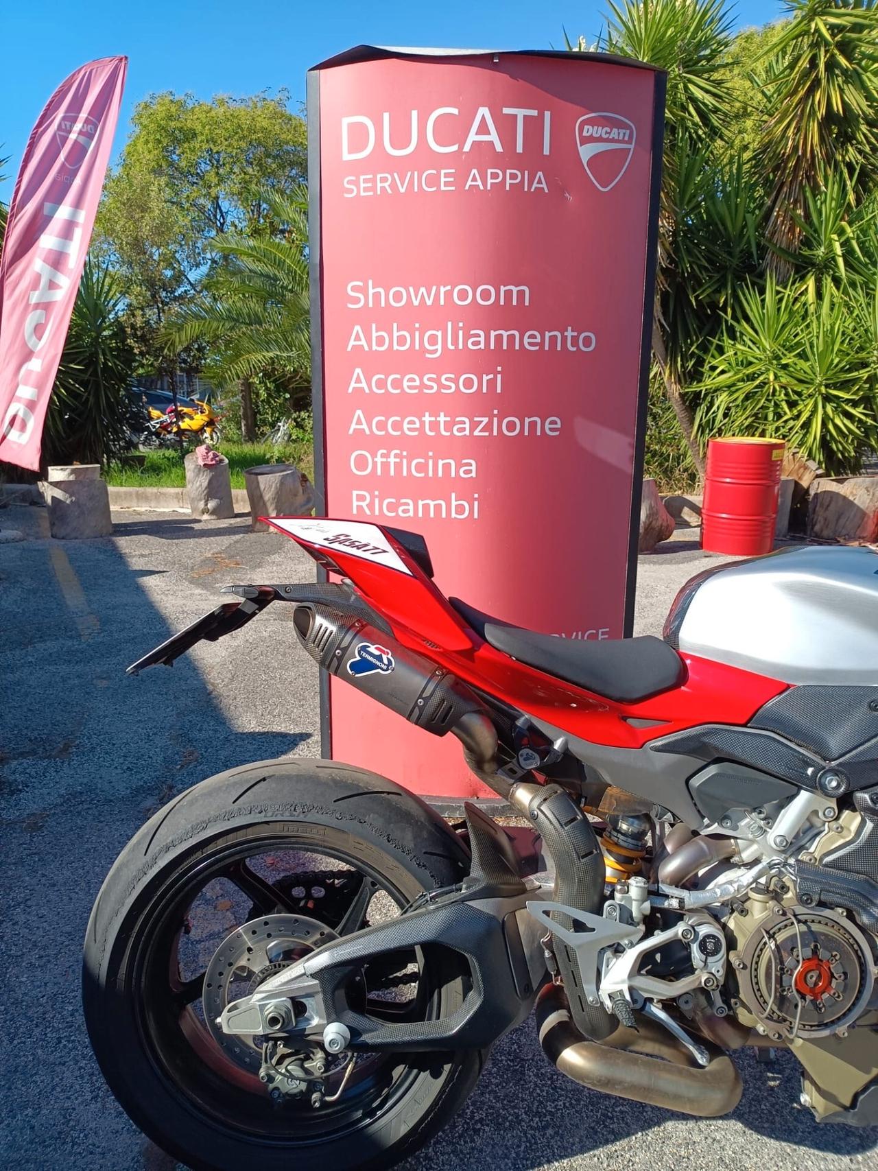 Ducati Streetfighter V4 S