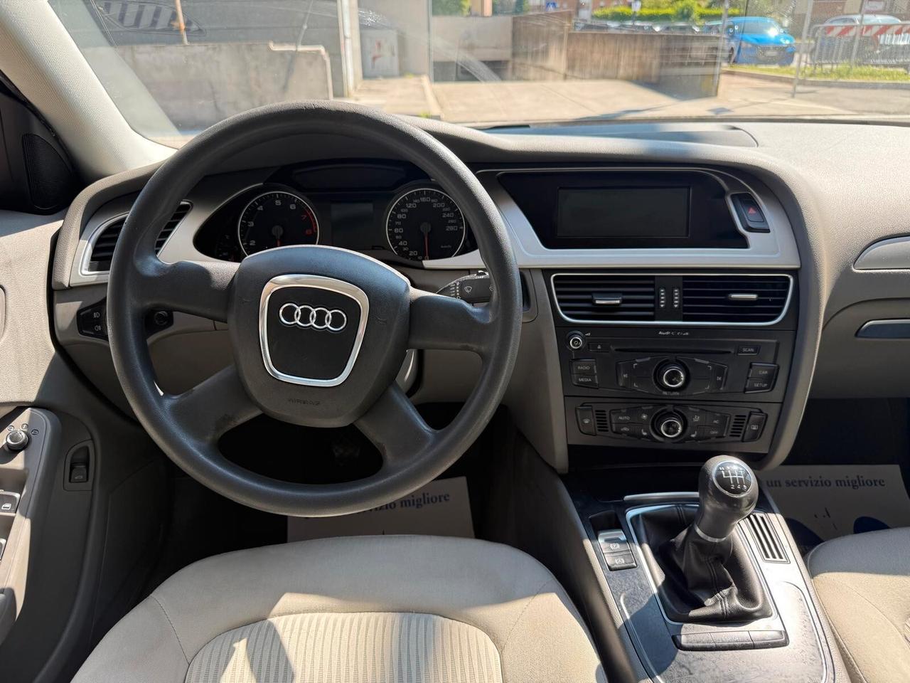 Audi A4 1.8 TFSI 120 CV Ambiente