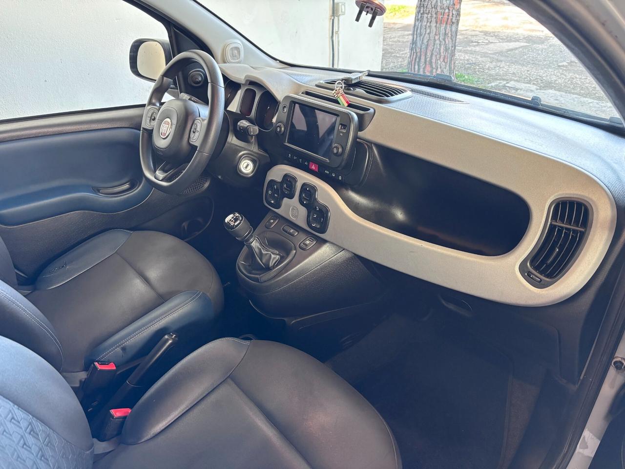 Fiat Panda 1.0 FireFly S&S Hybrid City Cross