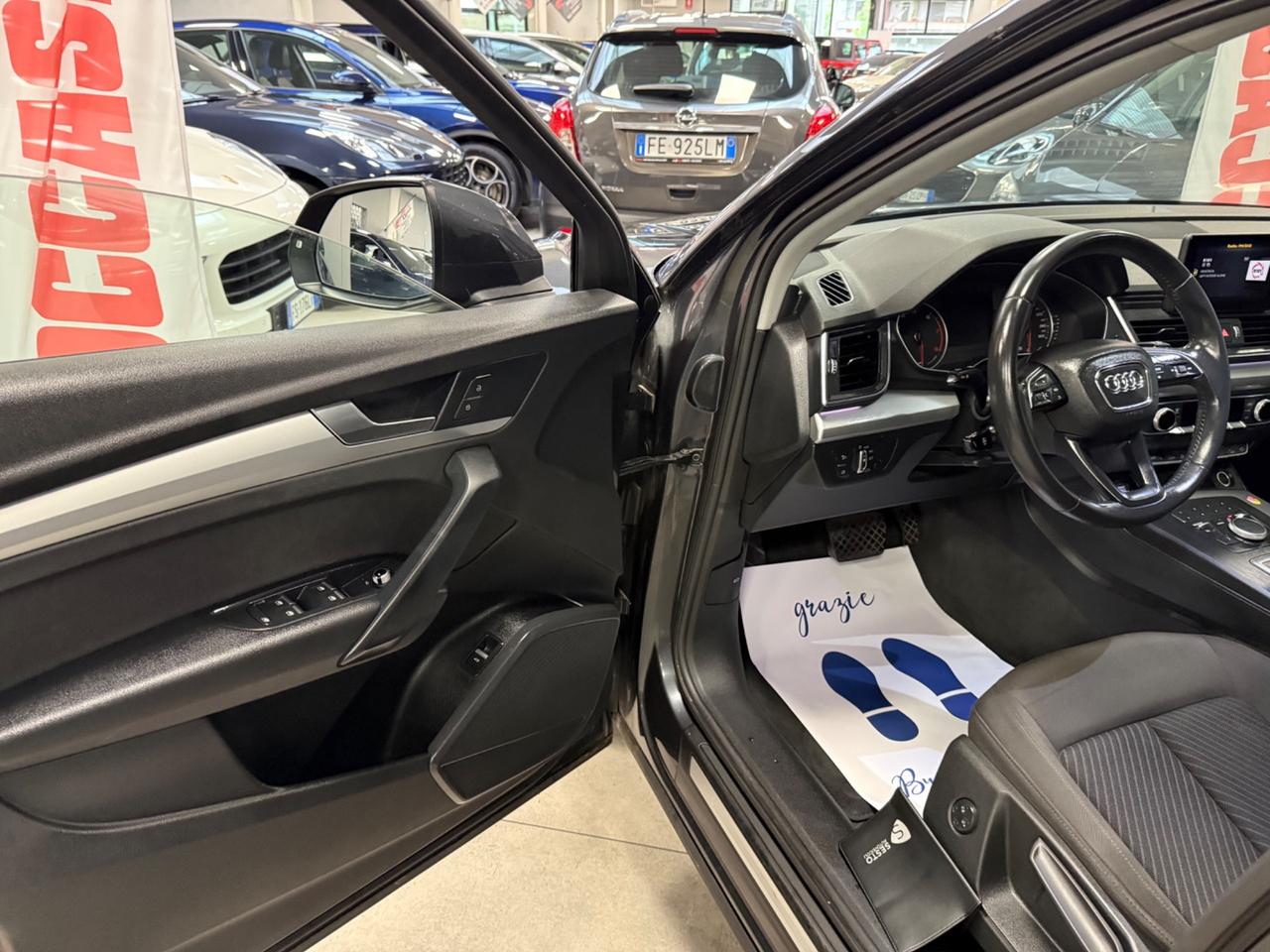 Audi Q5 45 TFSI quattro S tronic Business Sport 245CV