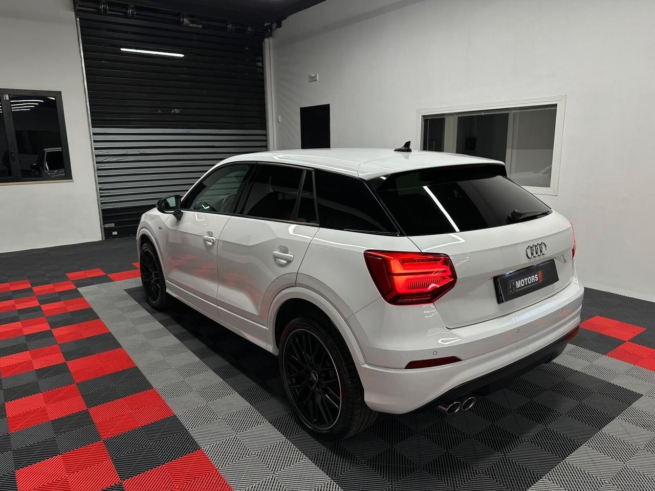 Audi Q2 Identity Black S-Line Virtual Bang&Olufsen Gancio