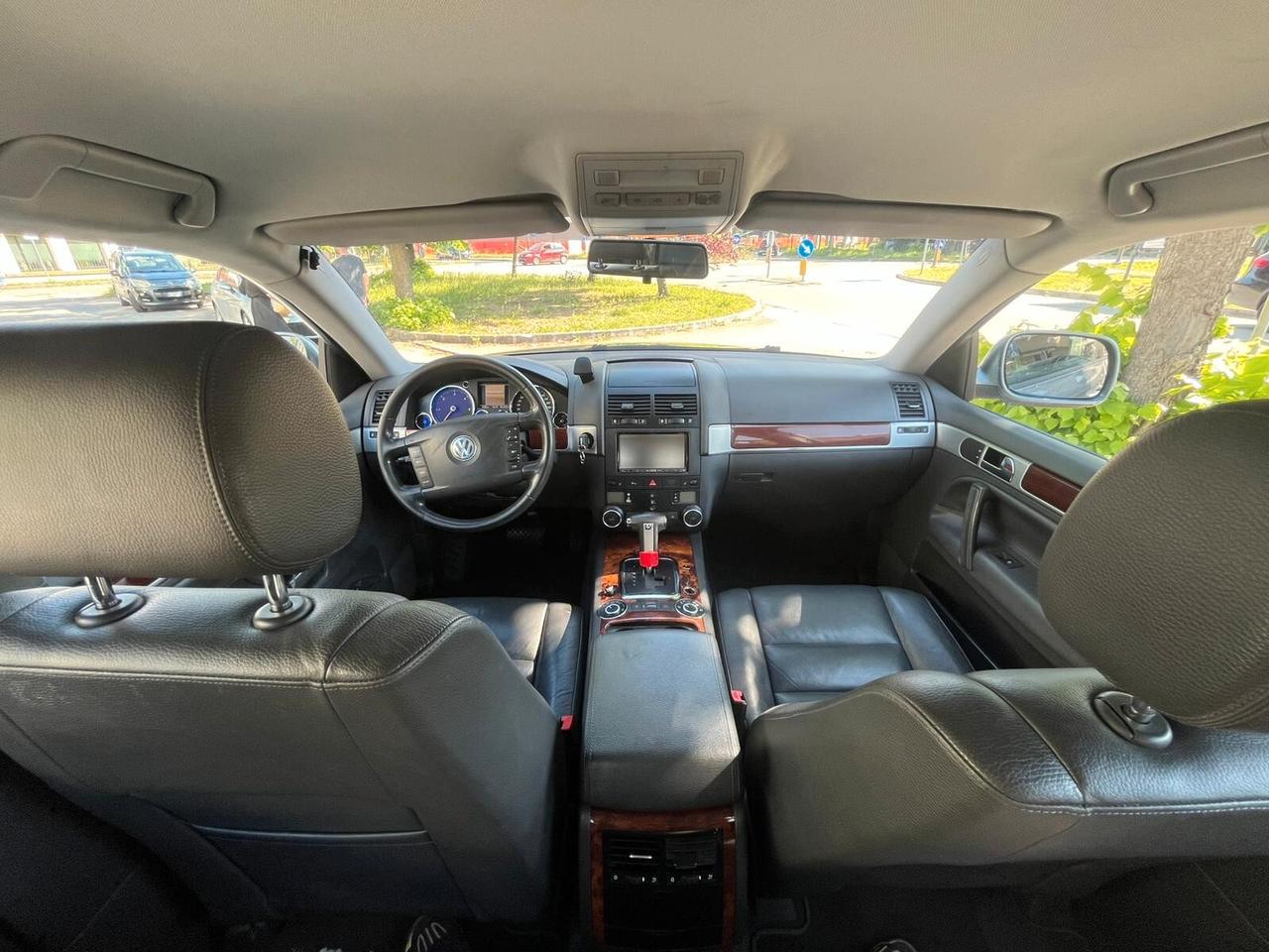 Volkswagen Touareg 3.0 V6 TDI DPF tiptronic