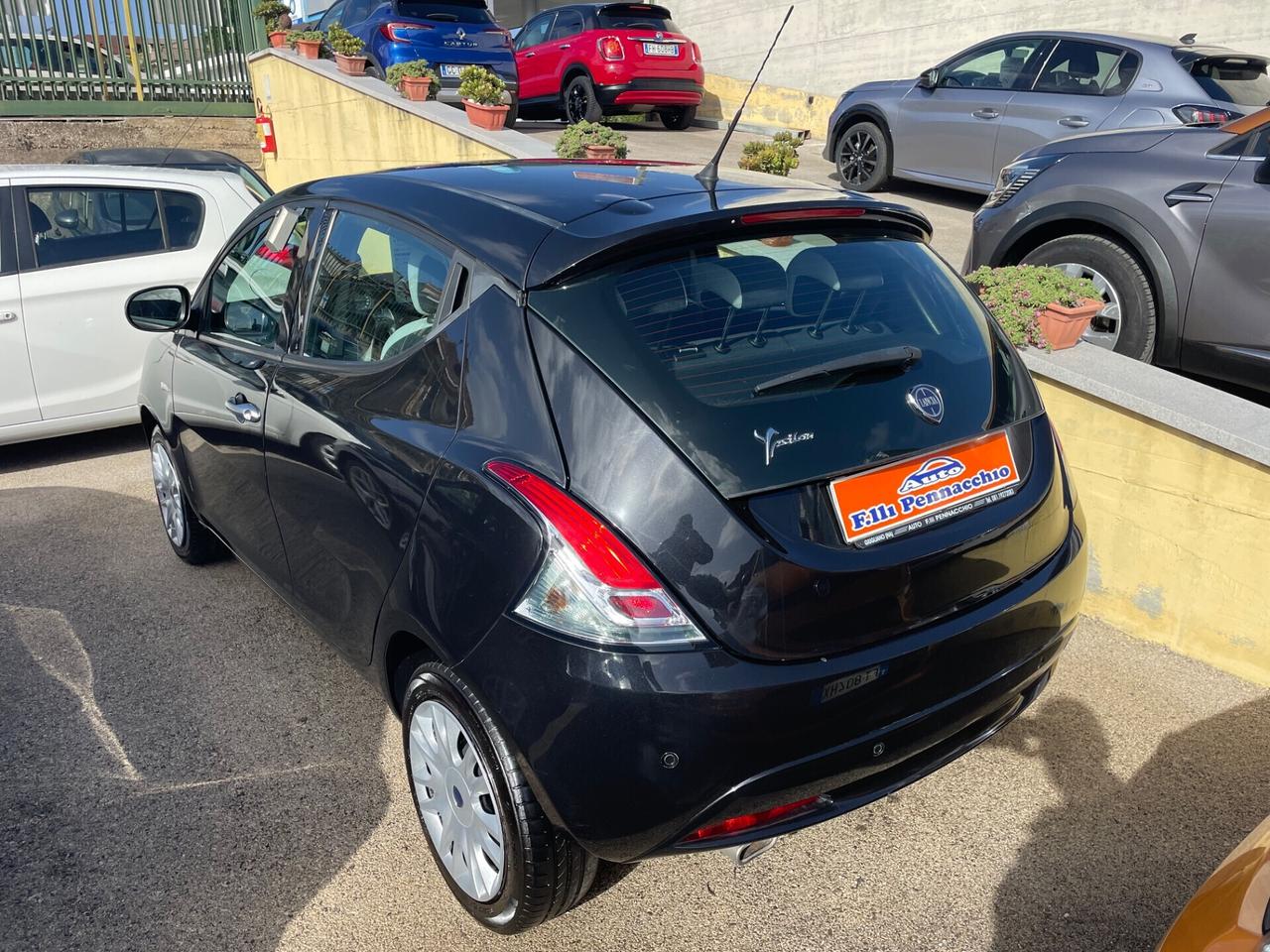 LANCIA YPSILON 1.2 BENZINA 69 (CV) 2017