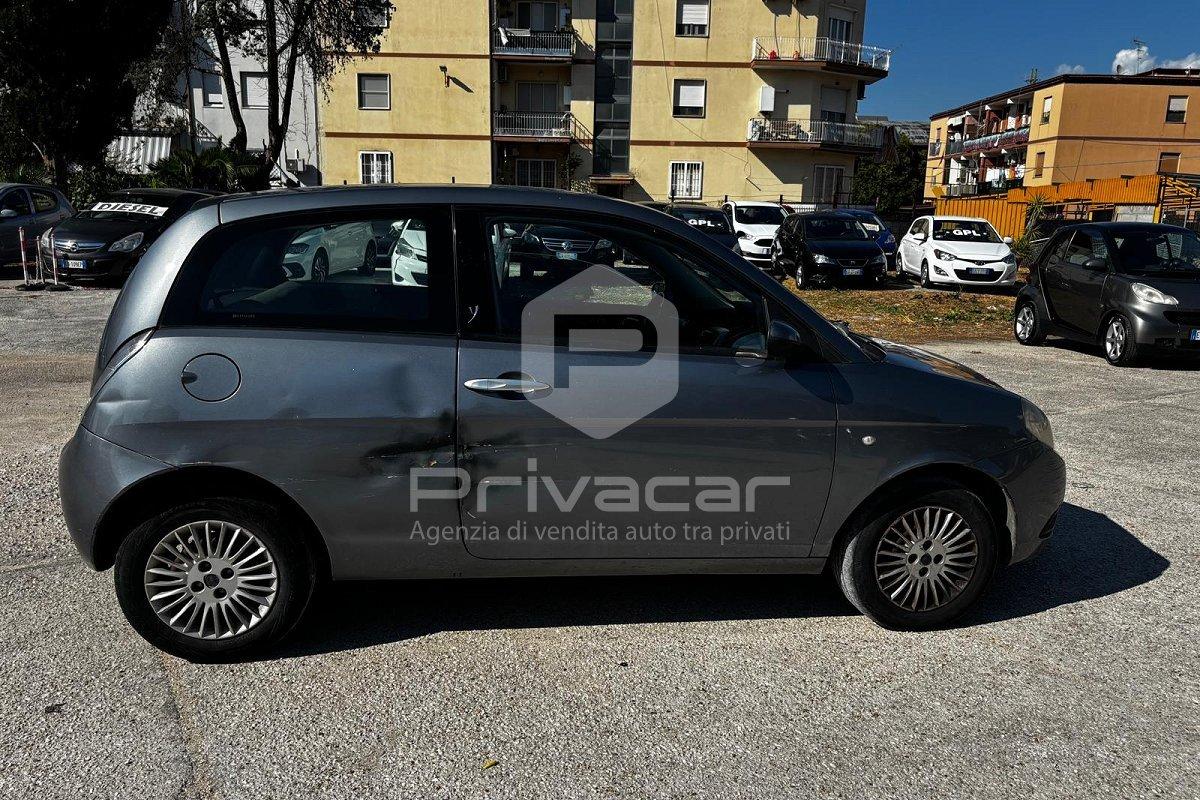 LANCIA Ypsilon 1.3 MJT 75 CV Argento
