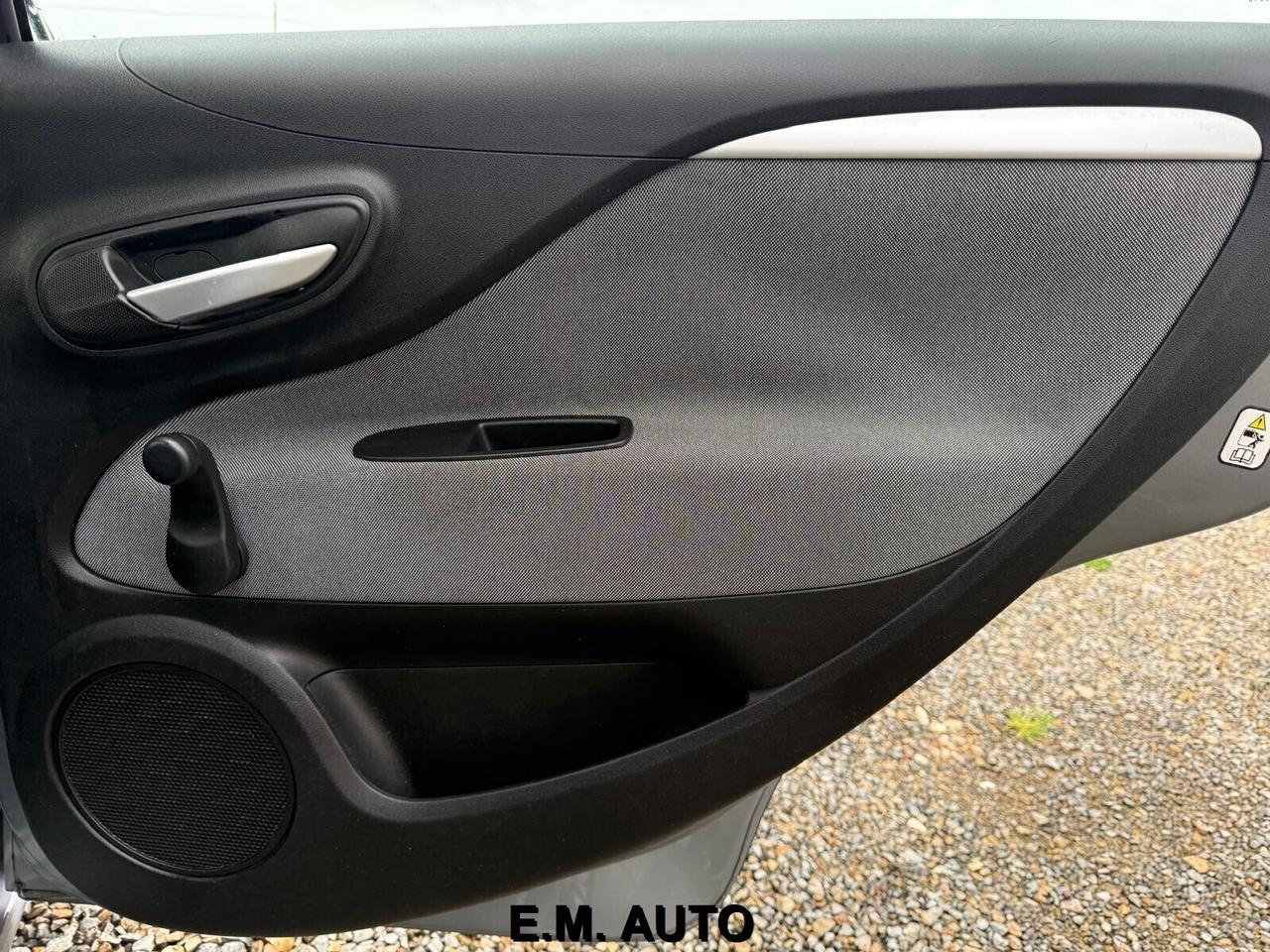 Fiat Punto Evo 1.3 Mjt 75 CV DPF 5 porte S&S Dynam