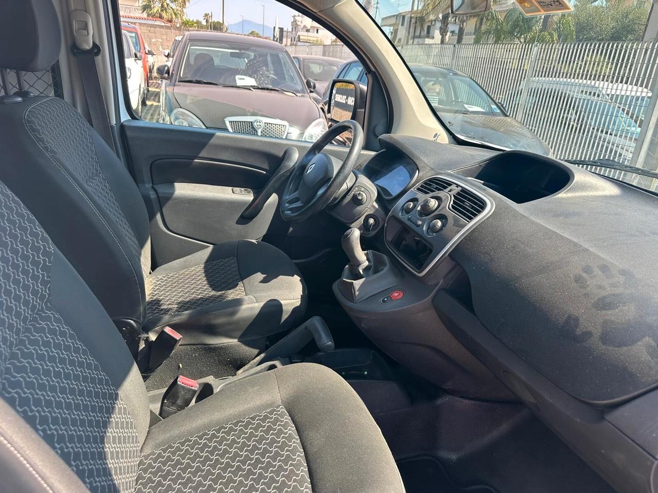 Renault Kangoo 1.5 dCi 90CV 5 porte Stop & Start Live N1-12/2013