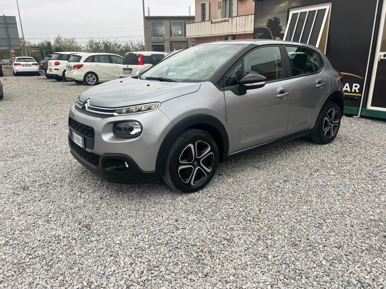 Citroen C3 82 Shine adatta a neopatentati