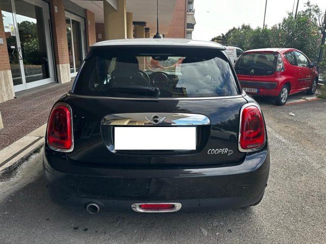 MINI Cooper D 1.5 Cooper D AUT /Harman Kardon