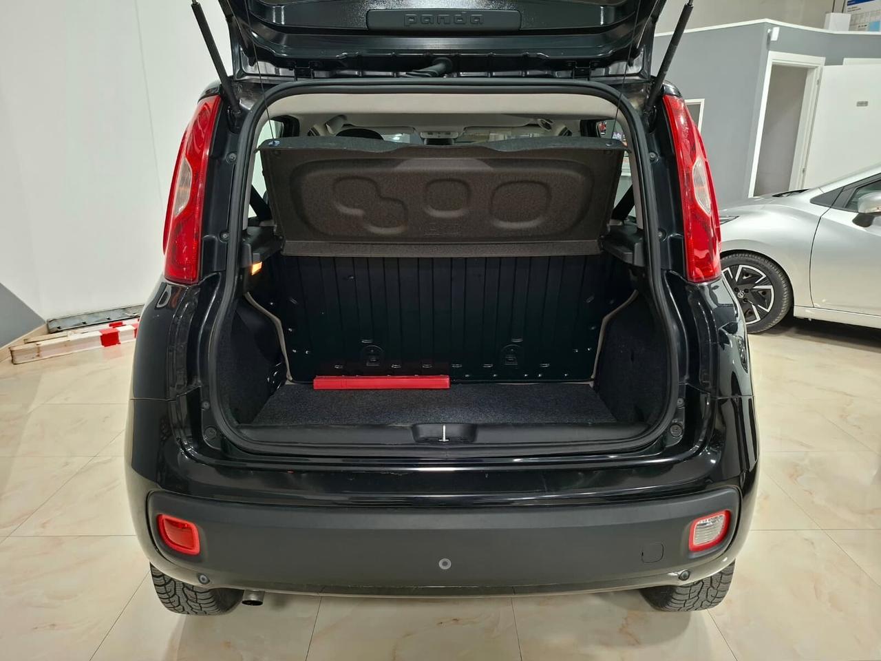 Fiat Panda 0.9 t.air t. 85cv natural power Lounge 2013