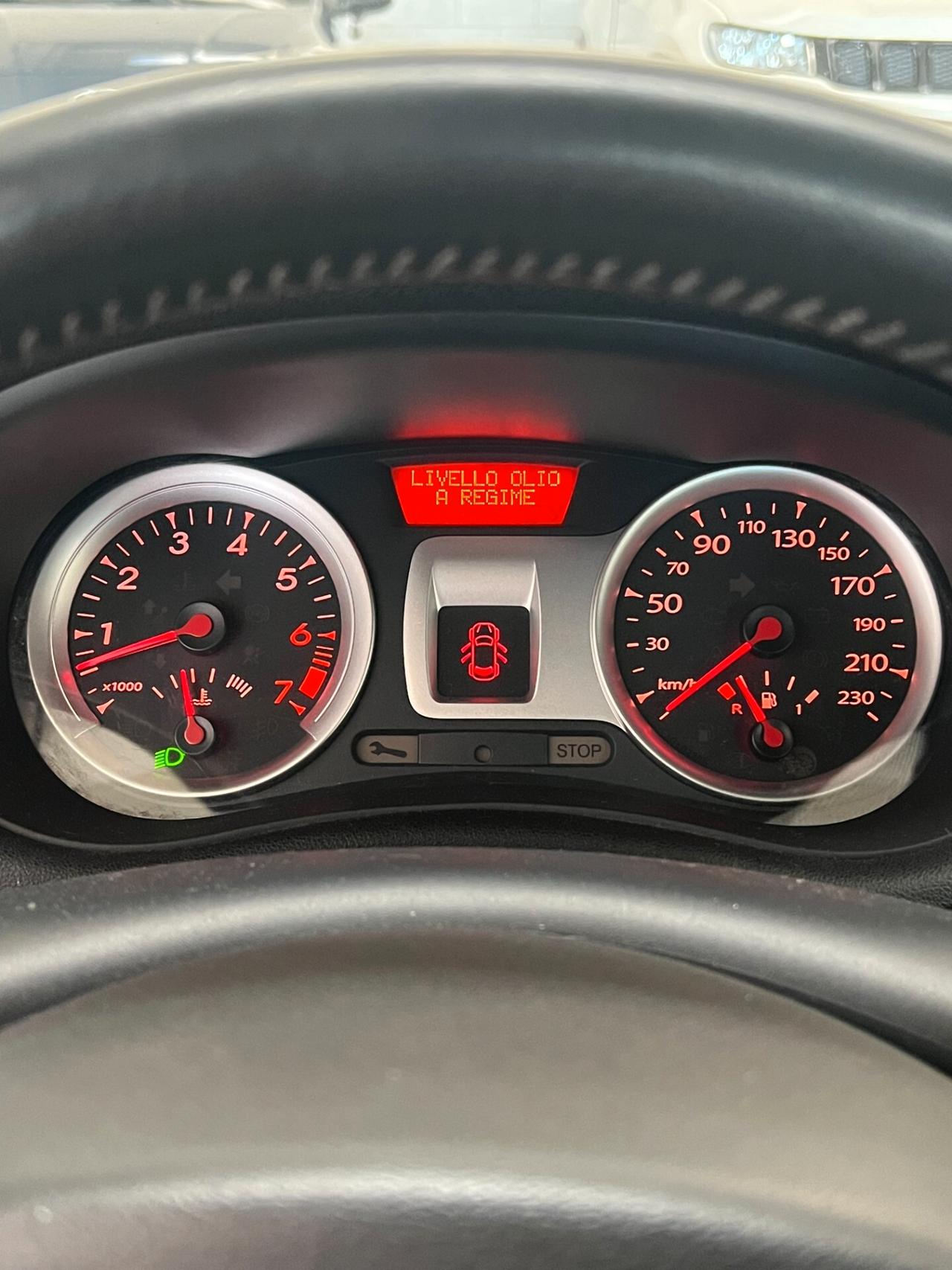 RENAULT CLIO 1.2 5P Live!