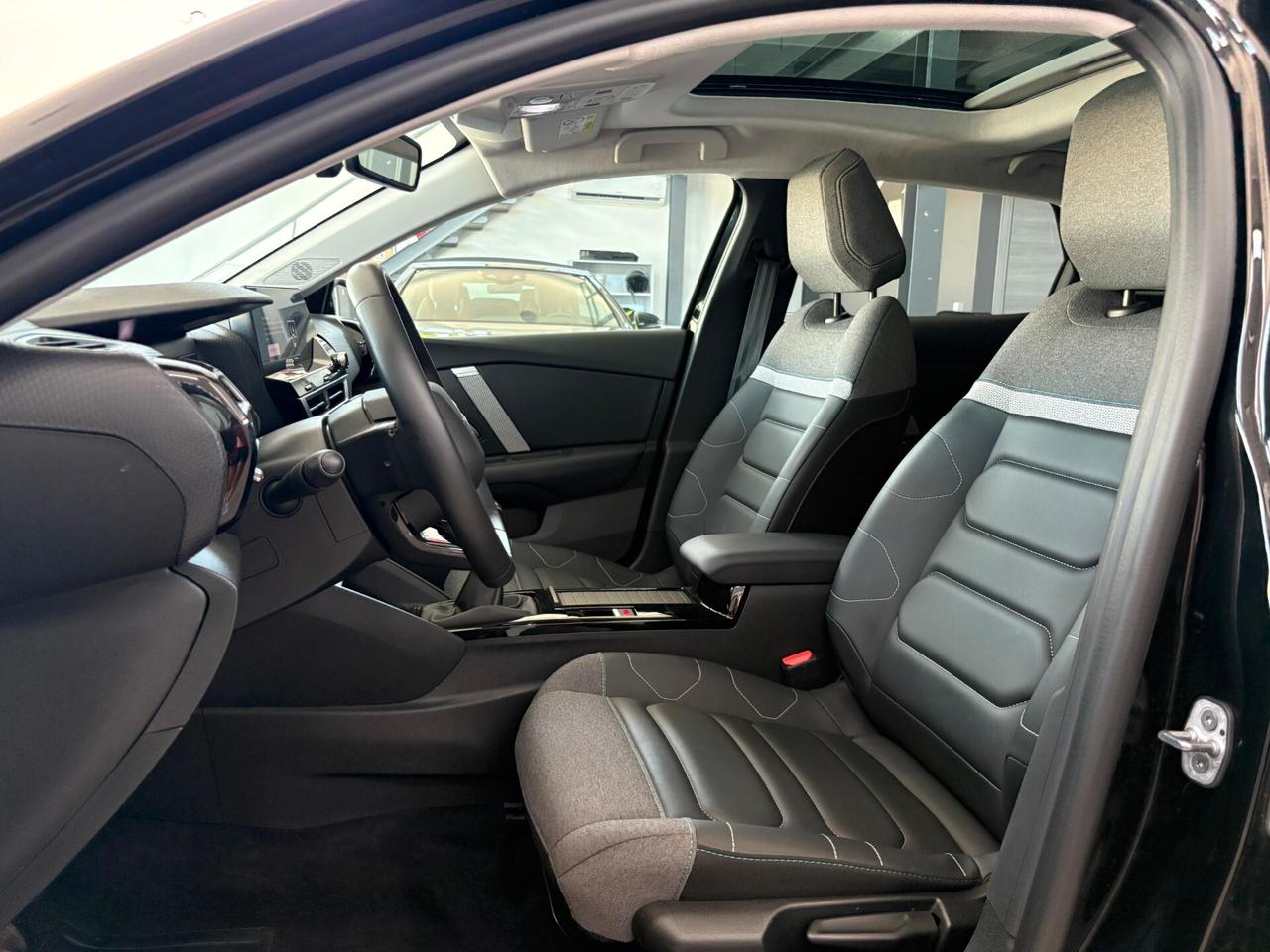 Citroen C4 PureTech 130 S&S Shine