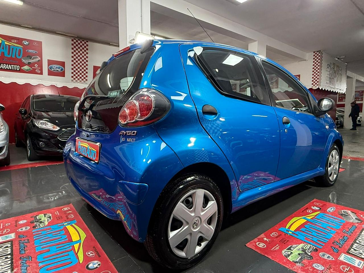 Toyota Aygo 1.0 68cv 5 porte - 2011