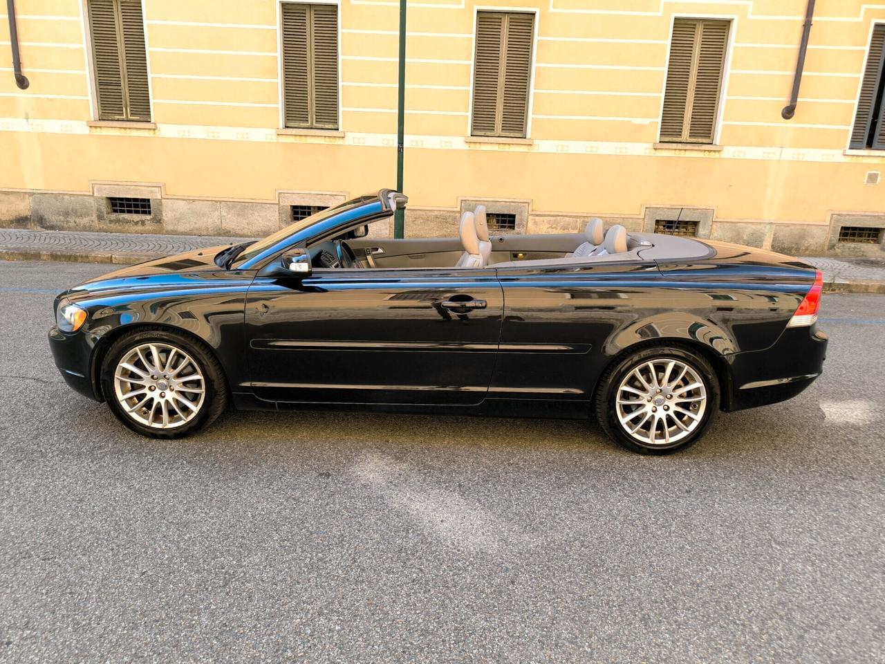 Volvo C70 2.4 20V 140 CV Summum