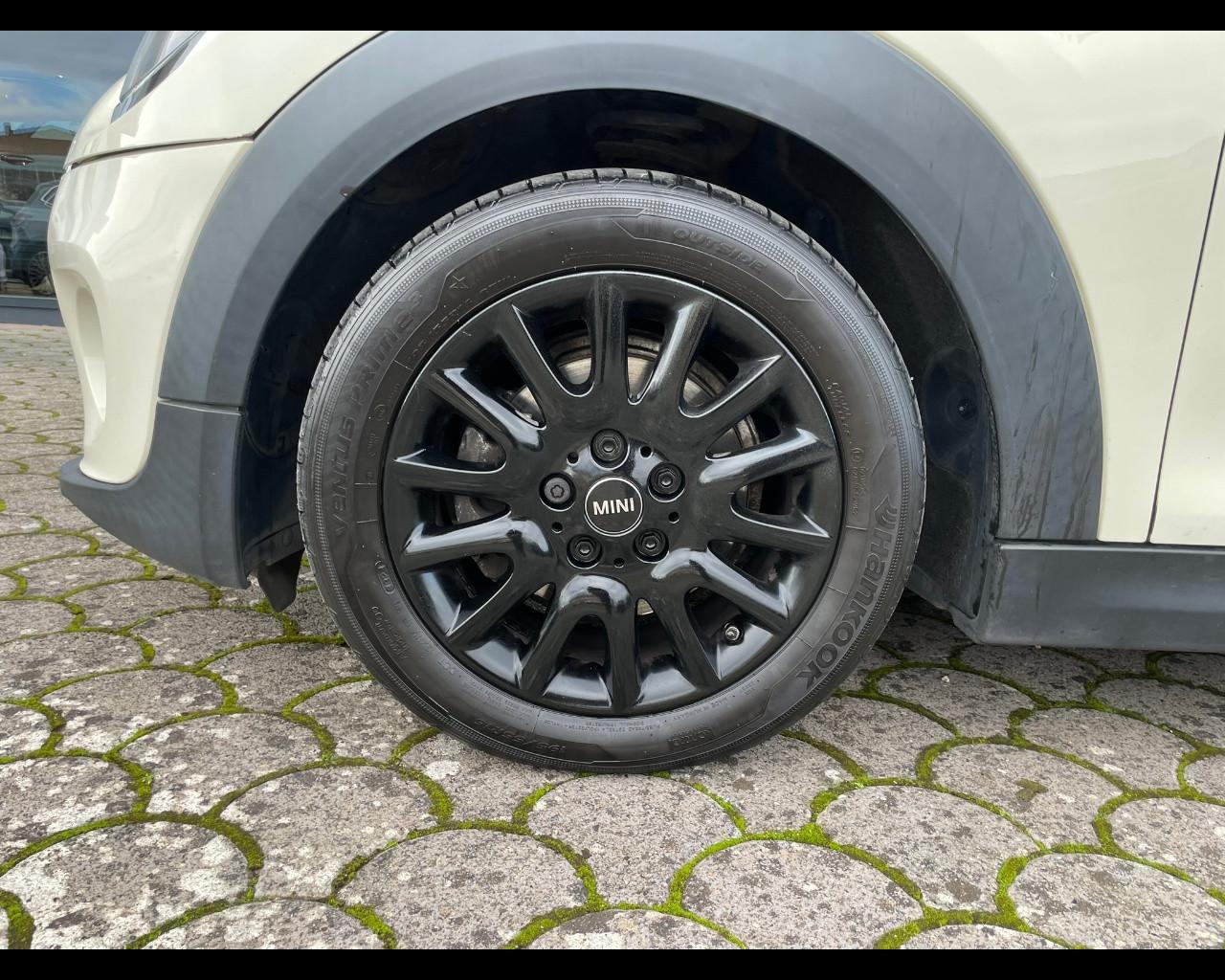 MINI Mini 4ª serie (F56) - Mini 1.5 One 75 CV