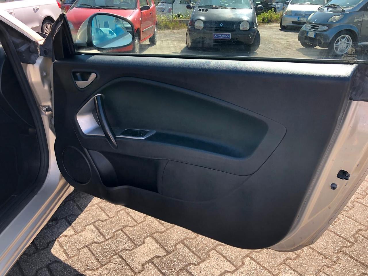 Alfa Romeo MiTo 1.4 8V ADATTA PER NEOPATENTATI CON GARANZIA 12 MESI E POSSIBILITA' DI ESTENSIONE FINO A 36 MESI!!!