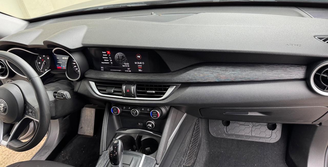 Alfa Romeo Stelvio 2.2 Turbodiesel 160 CV AT8 RWD Business