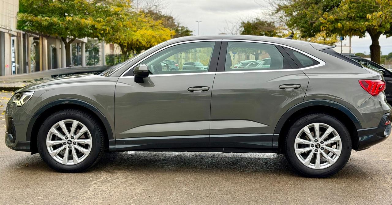 Audi Q3 Sportback 35 2.0 Tdi 150CV STronic