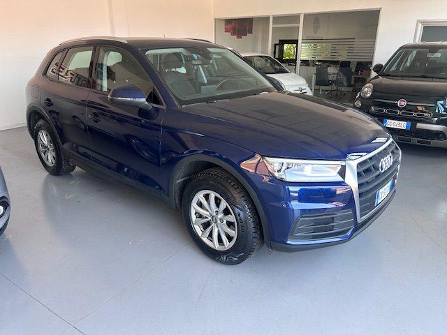 AUDI Q5 35 TDI S tronic Business