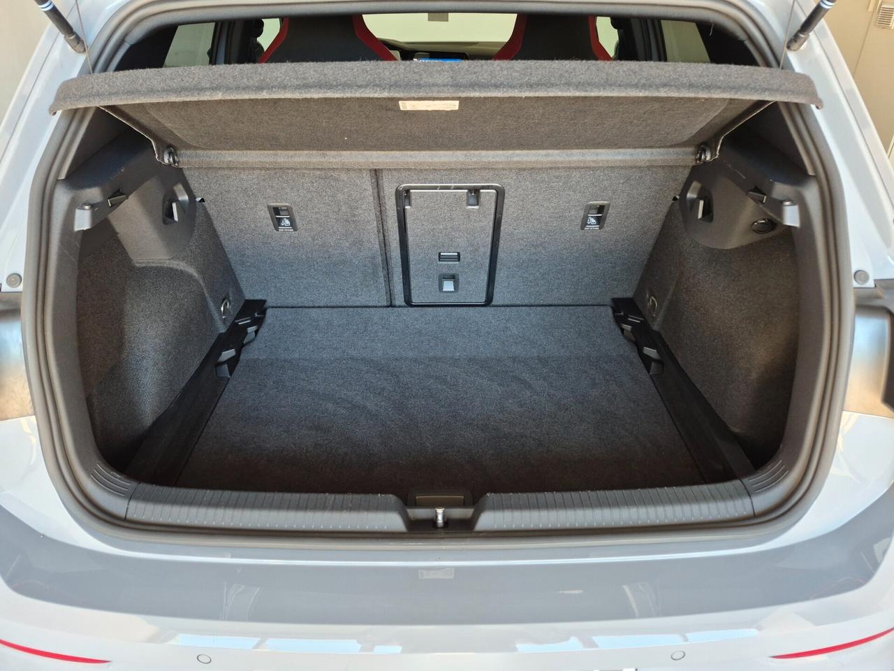 Volkswagen Golf GTI 5 PORTE LED NAVI CARPLAY C.18 NERI AUTO UFFICIALE VW 1 PROPRIETARIO