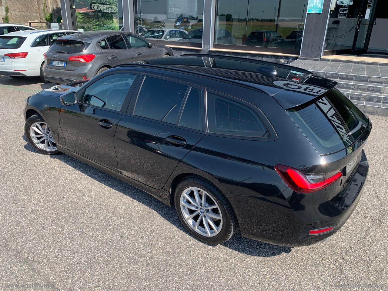 BMW 318d 48V Touring Business Advantage
