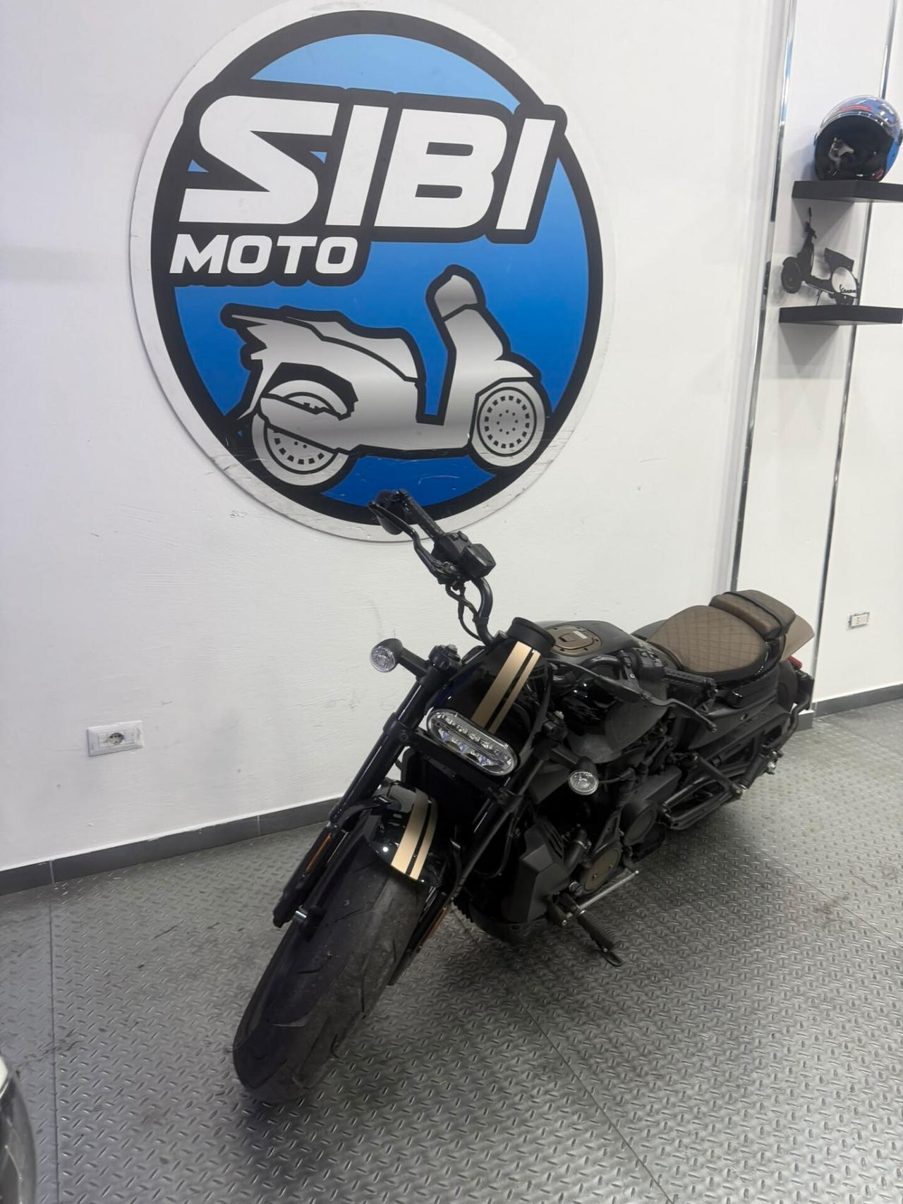 Harley-davidson 1200C Sportster Custom