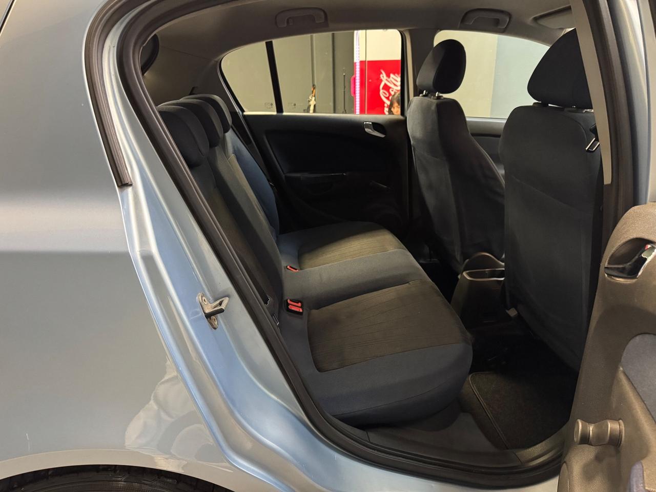 Opel Corsa 1.2 5 porte Cosmo